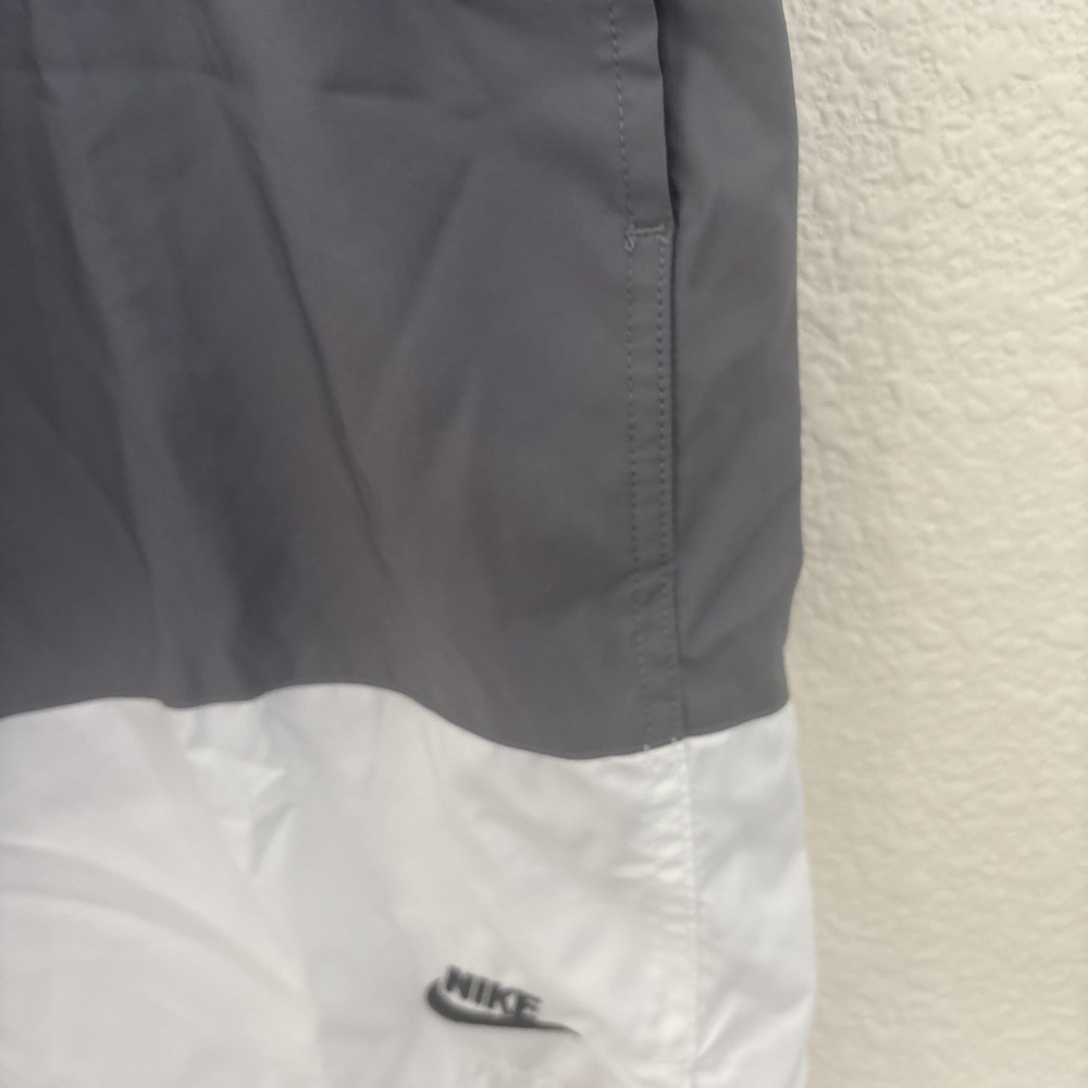 Nike Shorts Mens Medium Black Club Woven NSW Sportswear Stripe CJ4486-010 - Picture 7 of 15